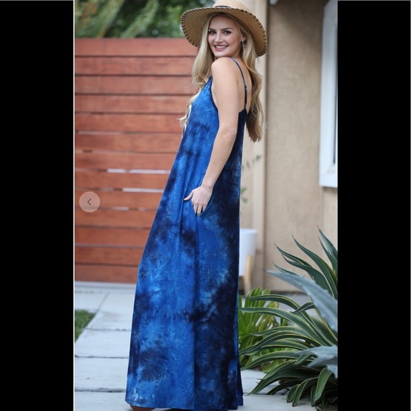 Navy tie dye maxi dress. - Picture 1 of 7